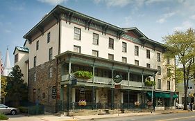 The Lambertville House Hotel